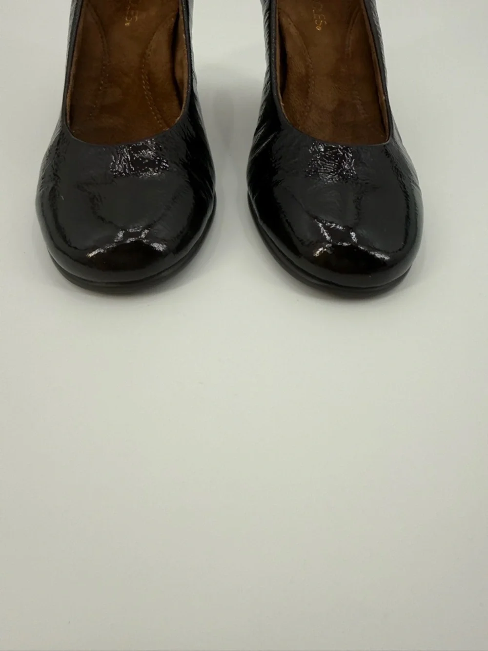 Aerosoles Elegant Plum Patent Leather Wedge Pumps with Leopard Print Heel SZ 8.5
